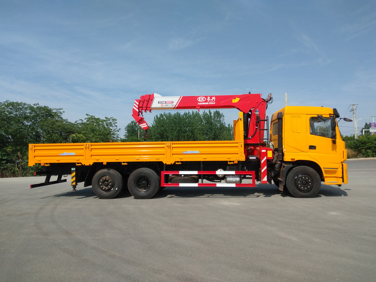 三環(huán)T280昊龍氣囊橋駕駛室上裝長(zhǎng)興8噸直臂式吊機(jī) 三環(huán)T280昊龍氣囊橋駕駛室上裝長(zhǎng)興8噸直臂式吊機(jī)