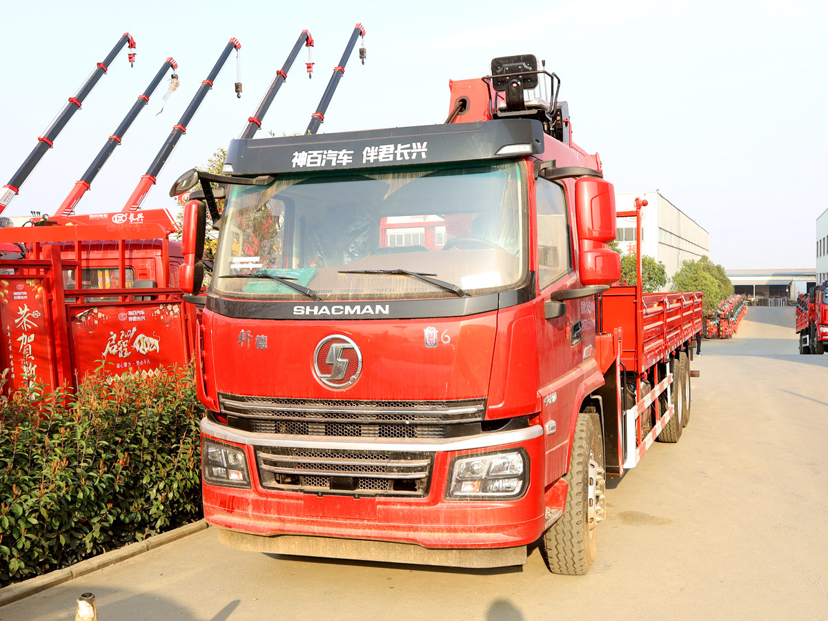 陜汽軒德翼6后雙橋上裝發財12噸直臂式吊機 陜汽軒德翼6后雙橋上裝發財12噸直臂式吊機