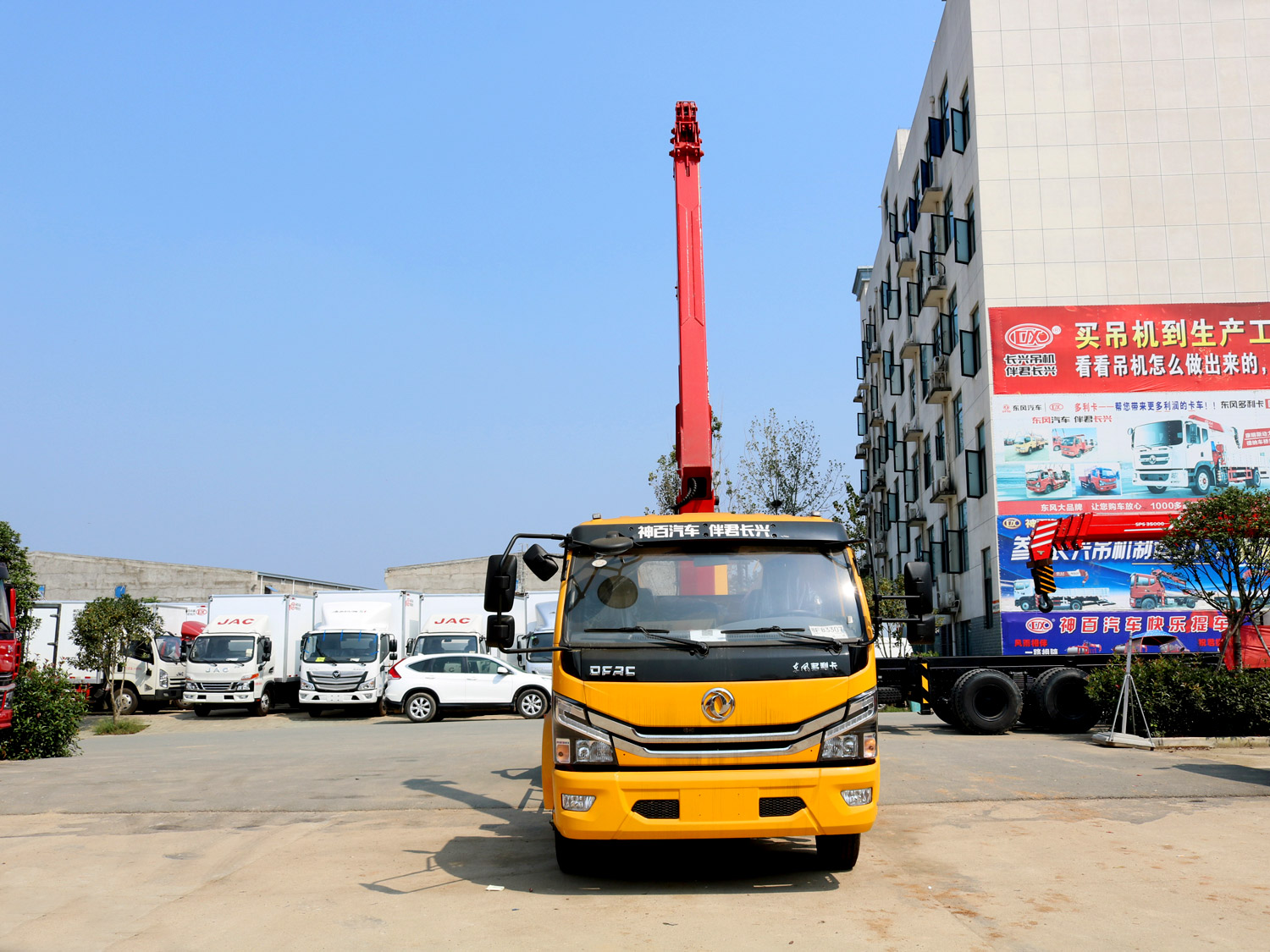 東風多利卡D8單排駕駛室上裝長興4噸直臂式吊機(清障帶吊 東風多利卡D8單排駕駛室上裝長興4噸直臂式吊機(清障帶吊