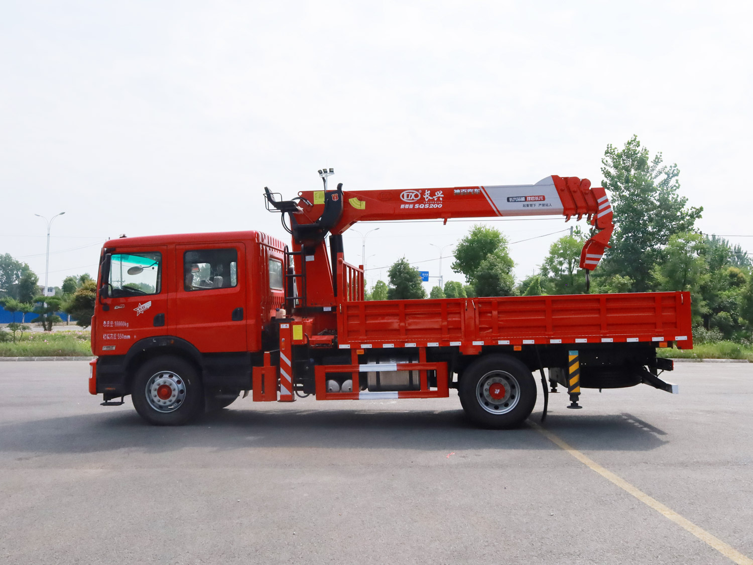 東風(fēng)多利卡D9雙排上裝長(zhǎng)興8噸直臂式吊機(jī) 東風(fēng)多利卡D9雙排上裝長(zhǎng)興8噸直臂式吊機(jī)