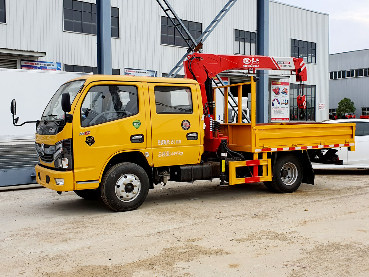 東風凱普特K6雙排上裝長興2噸直臂式吊機 東風凱普特K6雙排上裝長興2噸直臂式吊機