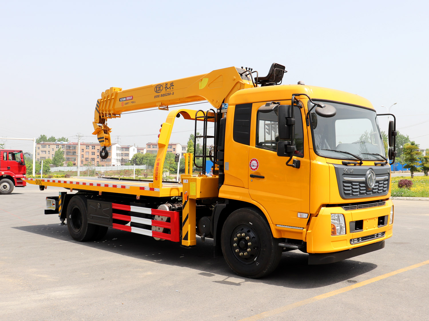 東風(fēng)天錦VR上裝長興10噸直臂式吊機(清障帶吊) 東風(fēng)天錦VR上裝長興10噸直臂式吊機(清障帶吊)