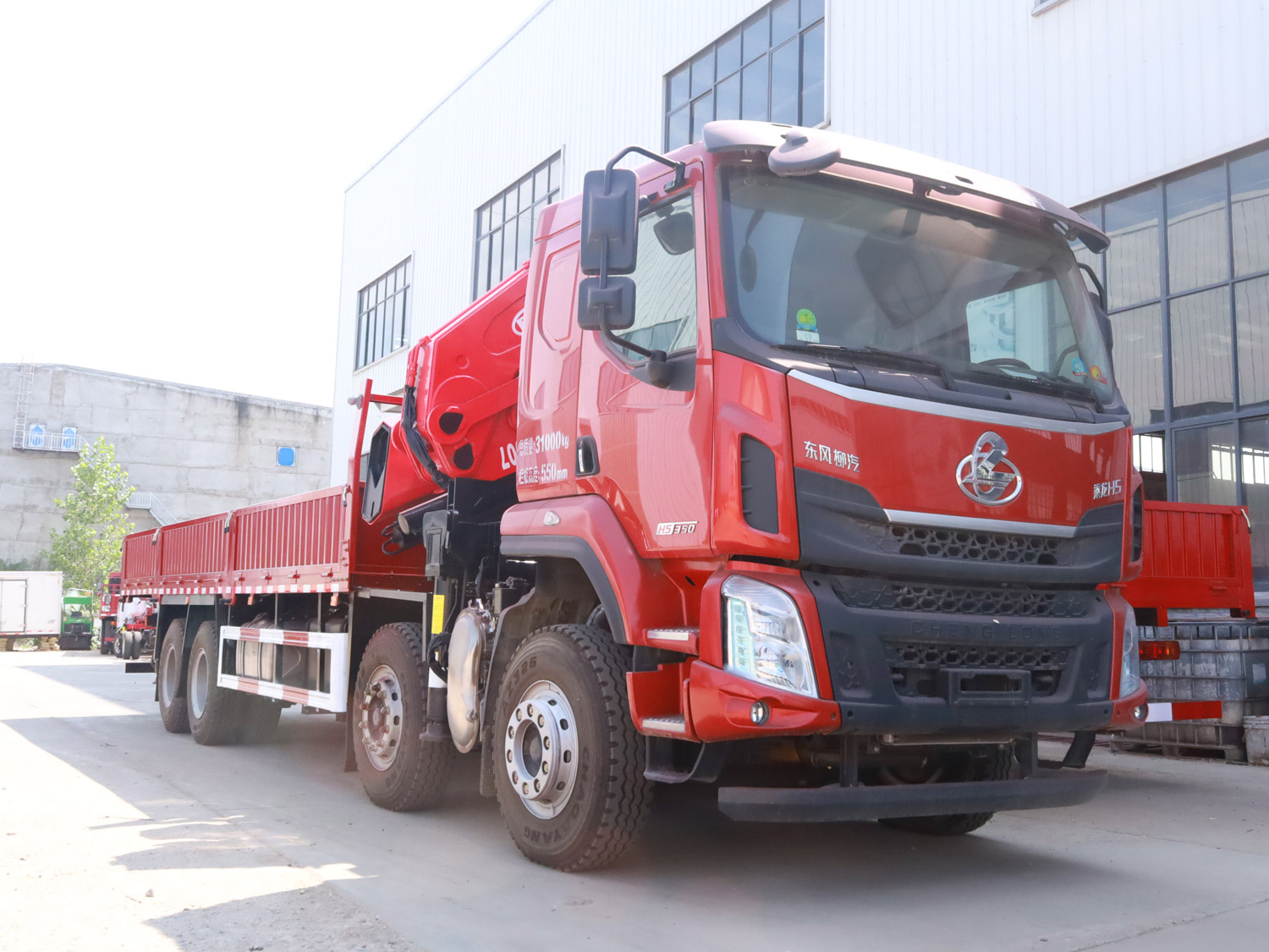 東風(fēng)柳汽乘龍H5前四后八上裝長(zhǎng)興40噸折臂式吊機(jī) 東風(fēng)柳汽乘龍H5前四后八上裝長(zhǎng)興40噸折臂式吊機(jī)