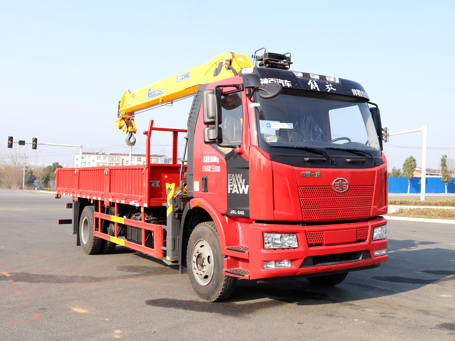 解放J6L單排上裝徐工8噸直臂式吊機 解放J6L單排上裝徐工8噸直臂式吊機