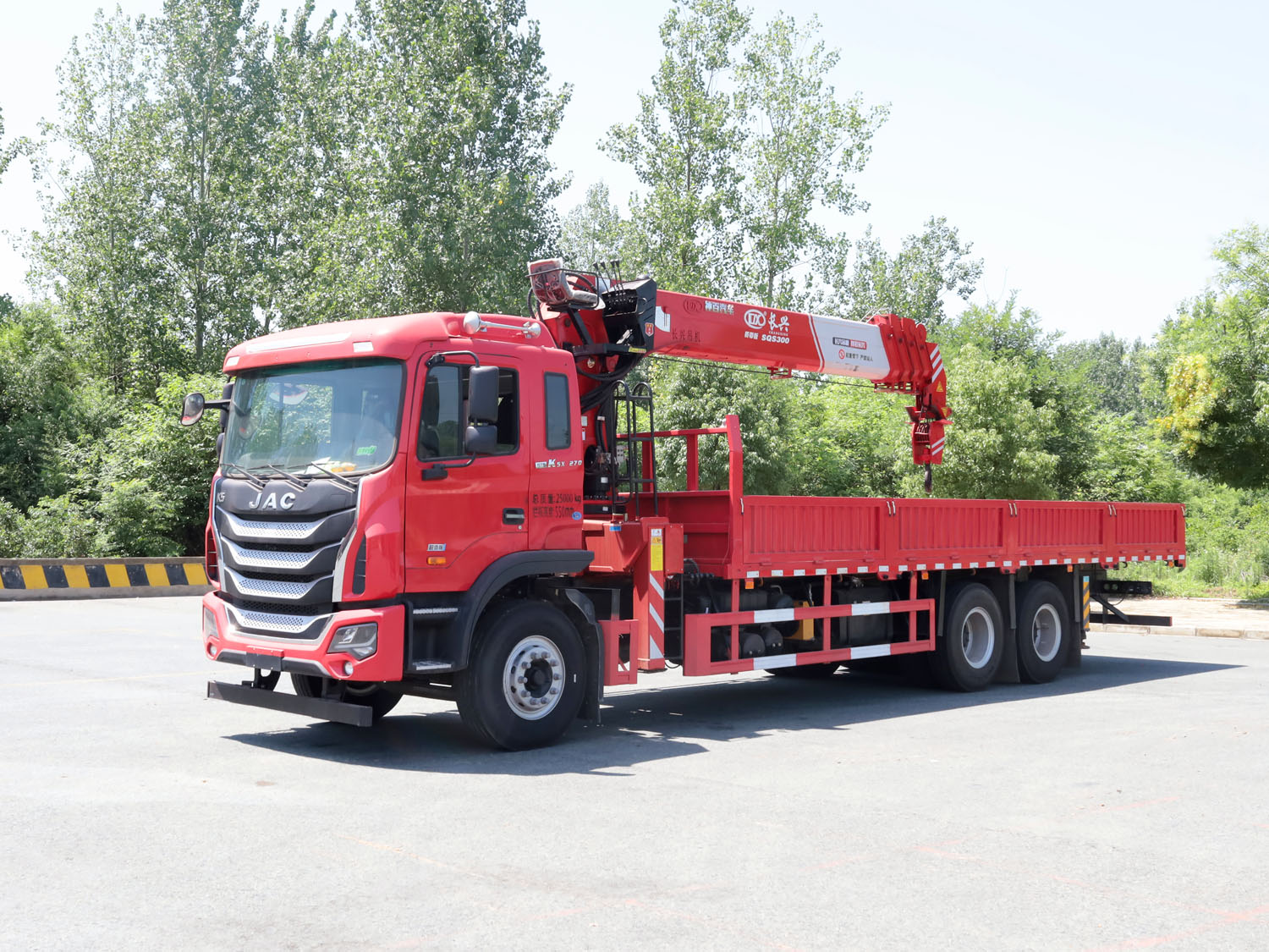 江淮格爾發(fā)K5W后八輪上裝長興質尊版12噸直臂式吊機 江淮格爾發(fā)K5W后八輪上裝長興質尊版12噸直臂式吊機