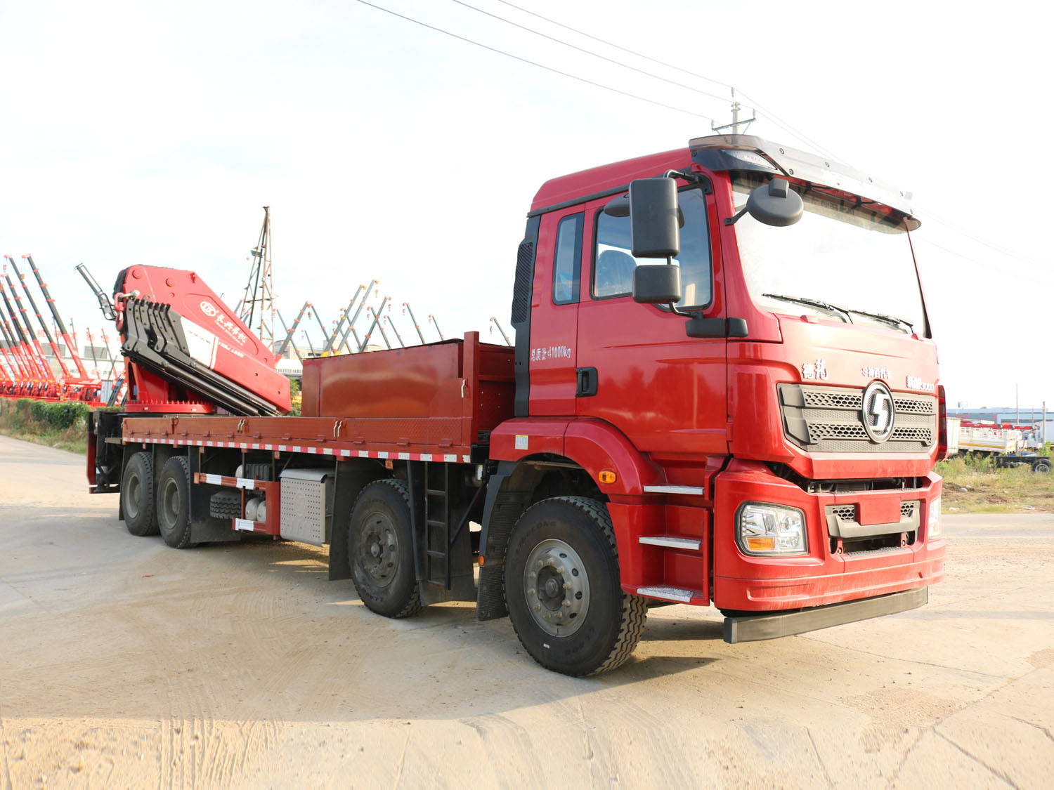 陜汽德龍新M3000前四后八上裝長(zhǎng)興40噸折臂式吊機(jī)(尾置吊) 陜汽德龍新M3000前四后八上裝長(zhǎng)興40噸折臂式吊機(jī)(尾置吊)