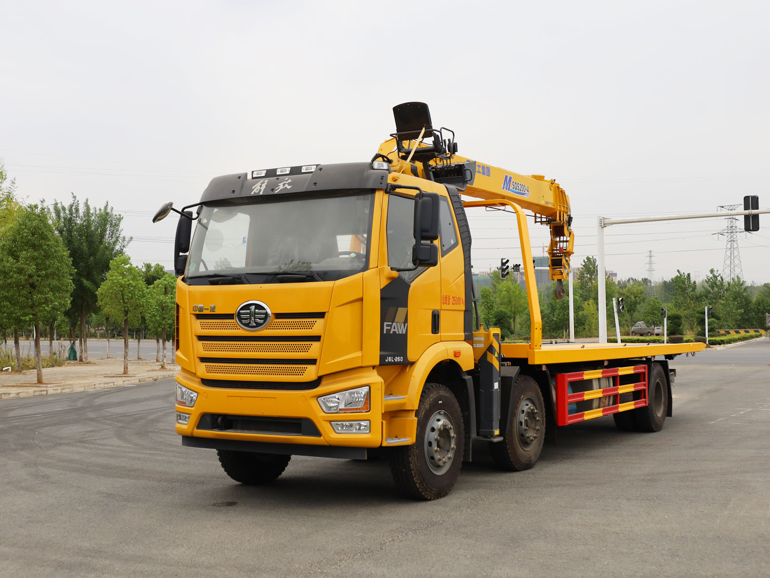 解放J6L小三軸清障帶吊上裝徐工8噸直臂式吊機 解放J6L小三軸清障帶吊上裝徐工8噸直臂式吊機