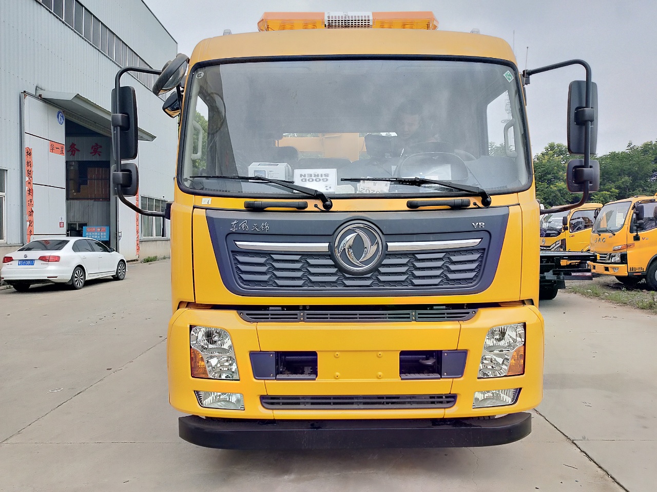 東風天錦帶吊一拖二清障車 東風天錦帶吊一拖二清障車