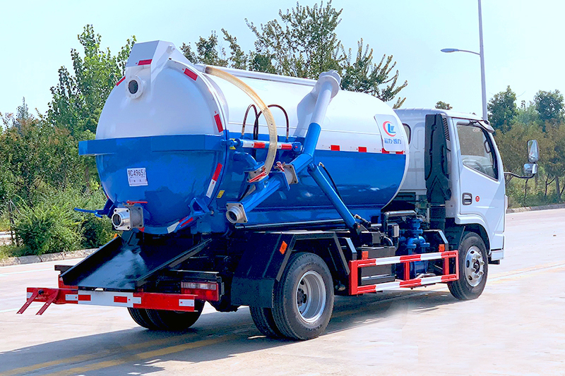 國六小多利卡 5方 吸污車 國六小多利卡 5方 吸污車